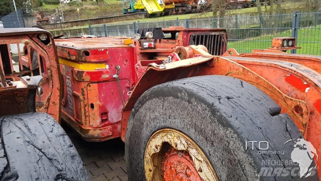 Sandvik LH 208 L Podzemni nakladalci