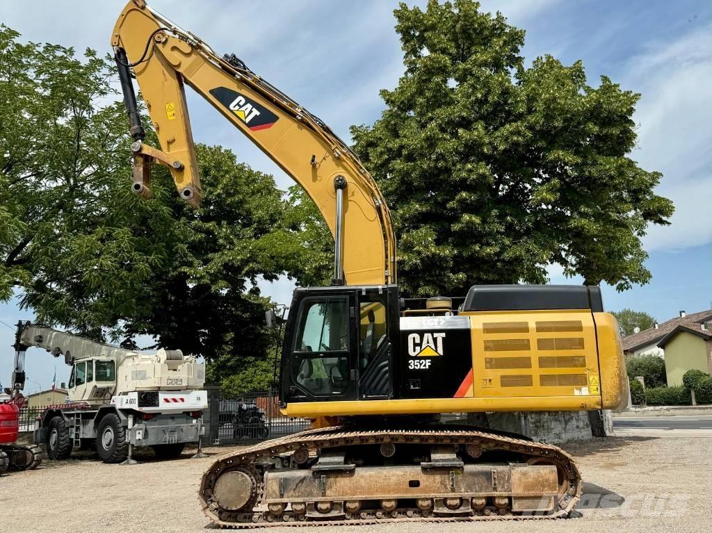 CAT 352 F Bagri goseničarji