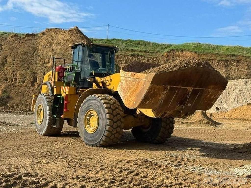 CAT 980M - Kolesni nakladalci