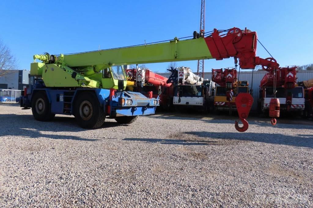 Tadano TR 250 E Avtodvigala