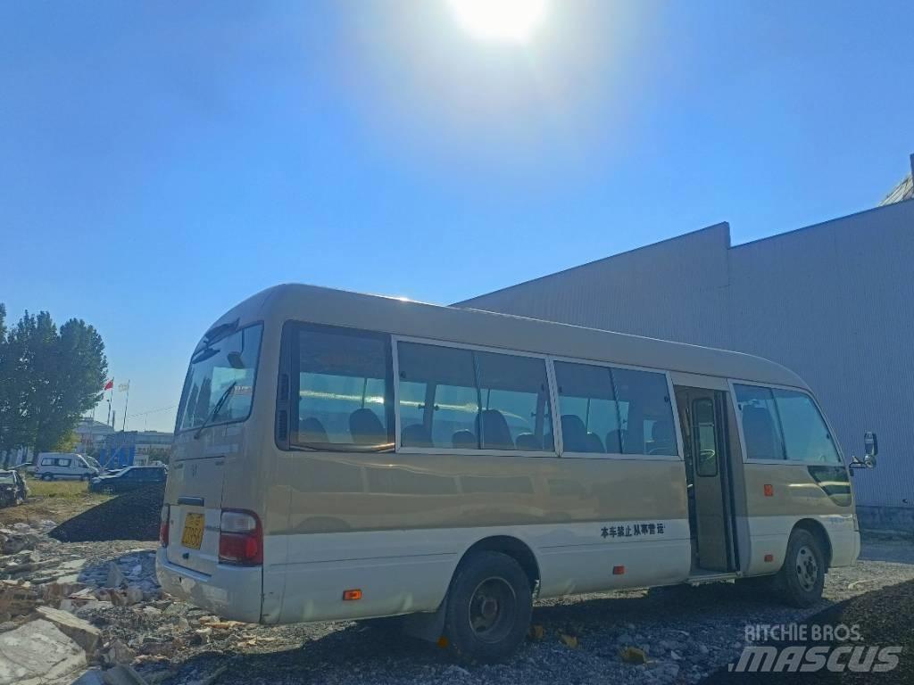 Toyota Coaster Bus Mini avtobusi