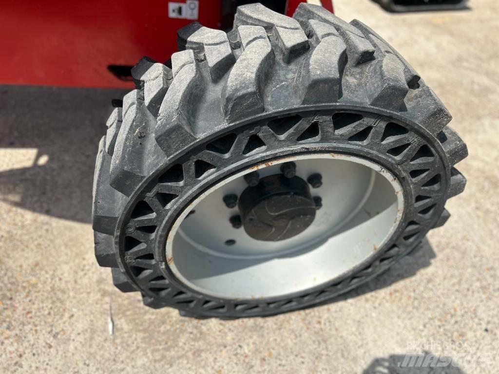 Manitou 200 ATJ RC Zglobne dvižne ploščadi