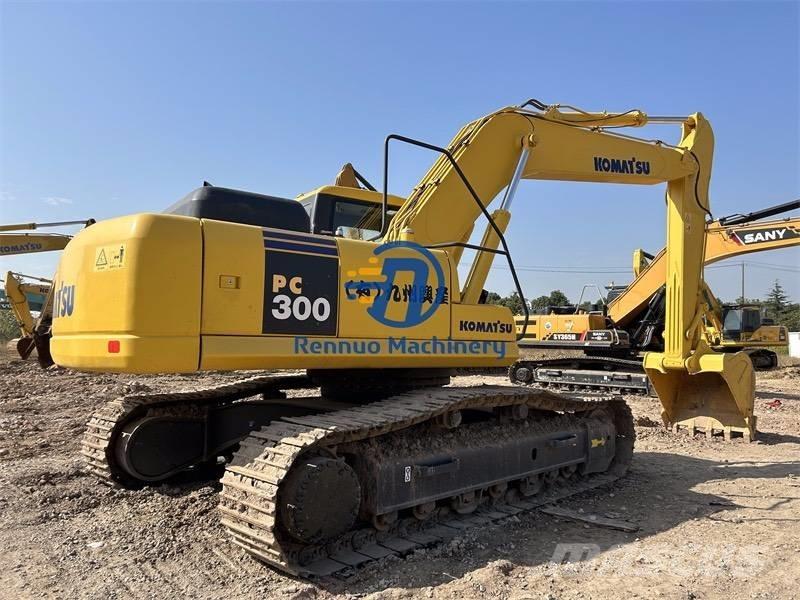 Komatsu PC 300 Bagri goseničarji