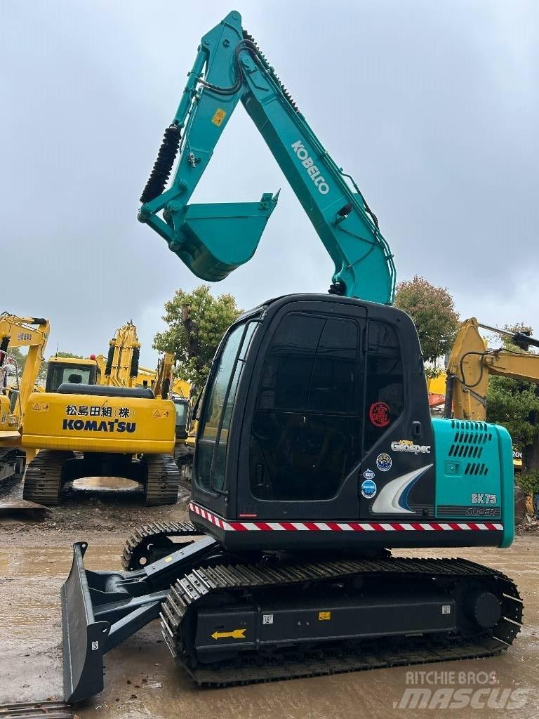 Kobelco SK 75 Mini bagri <7t