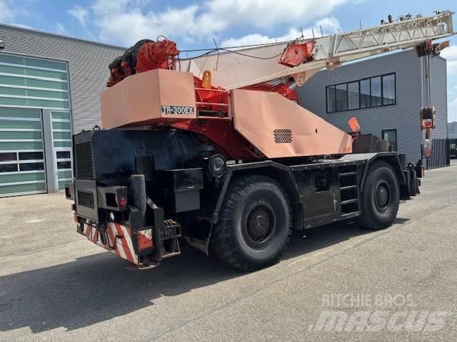 Tadano TR 300 EX Avtodvigala