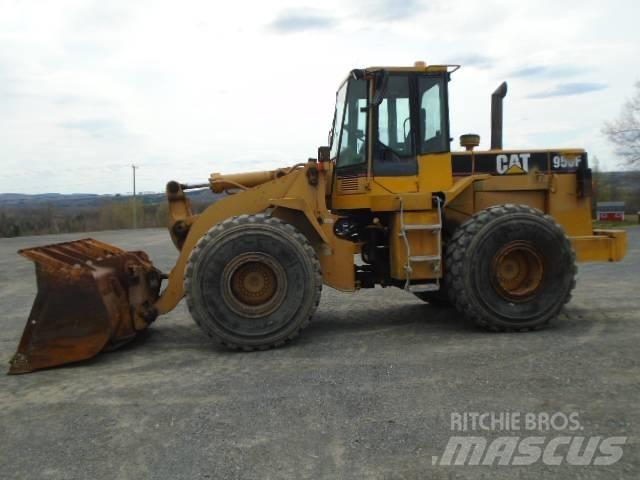 CAT 950 F II Kolesni nakladalci