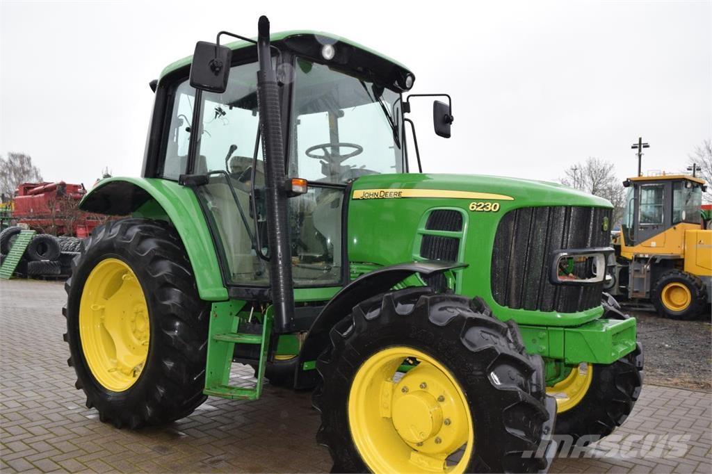 John Deere 6230 Traktorji