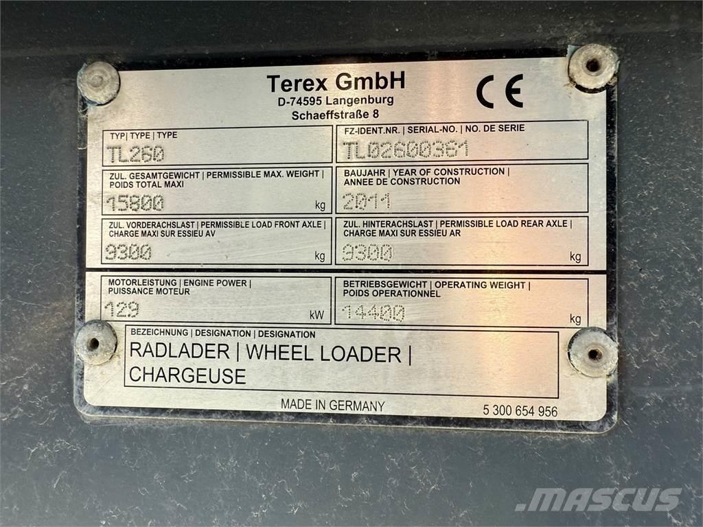 Terex TL260 Kolesni nakladalci