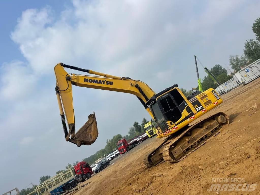 Komatsu pc220-8 Bagri goseničarji
