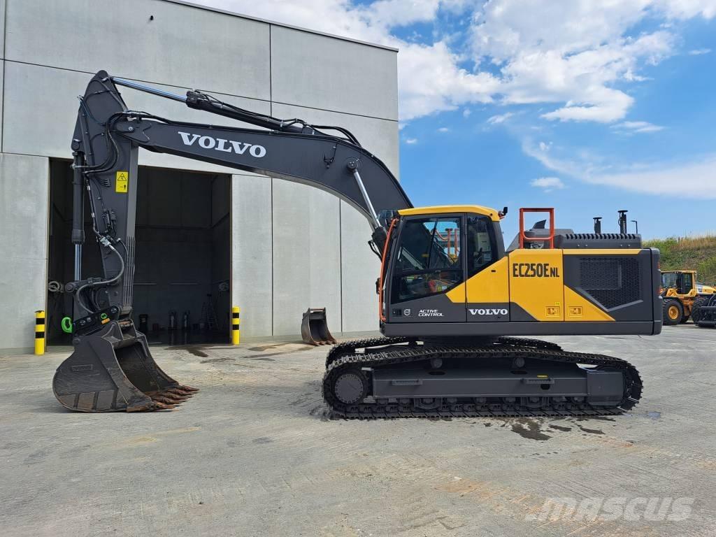 Volvo EC250ENL Bagri goseničarji