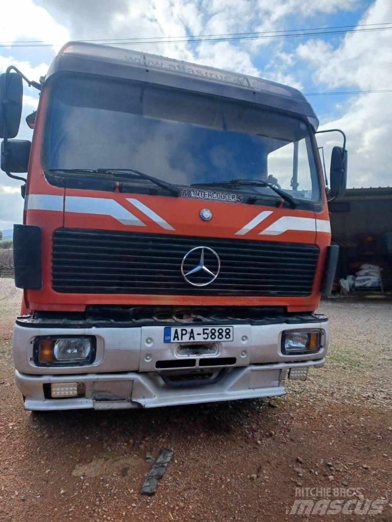 Mercedes-Benz 1638 Tovornjaki s kesonom/platojem