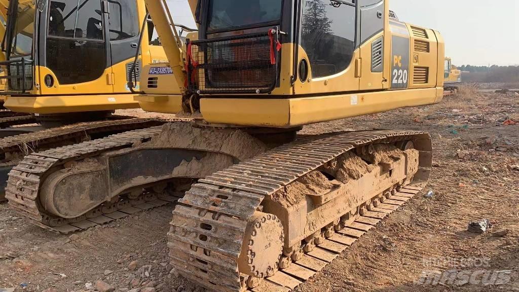 Komatsu PC 220-8 Bagri goseničarji