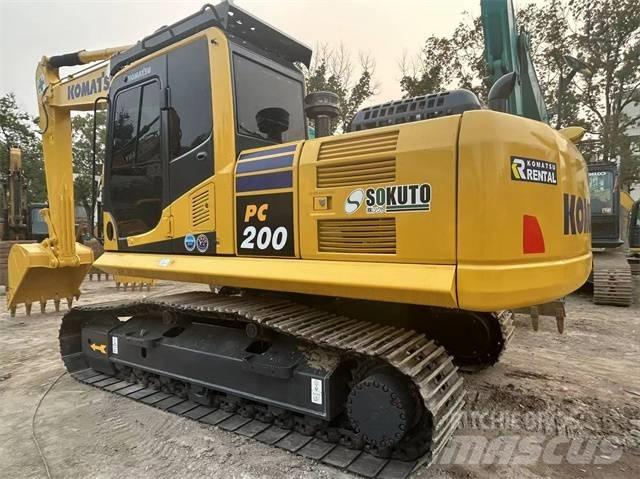 Komatsu PC 200-8 Bagri goseničarji
