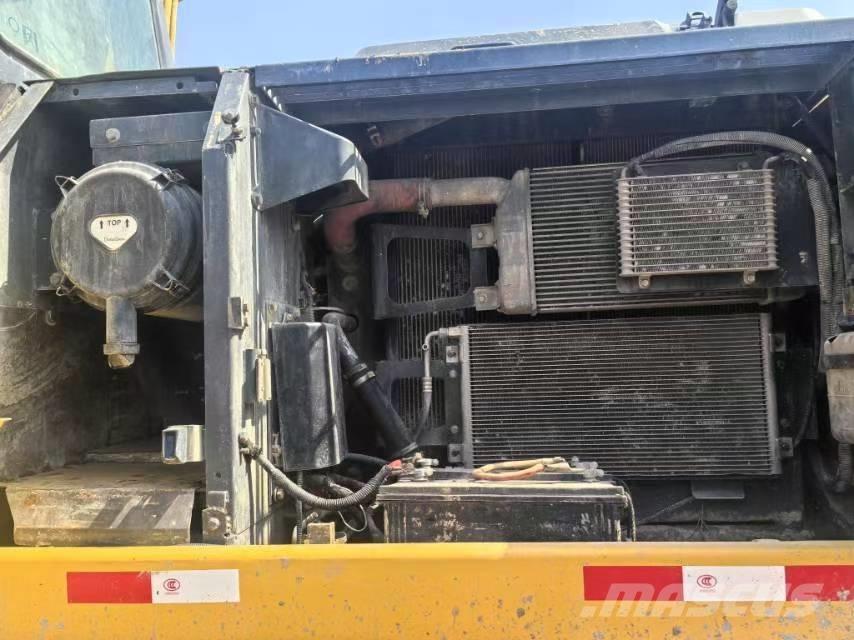 Sumitomo SH200 Bagri goseničarji