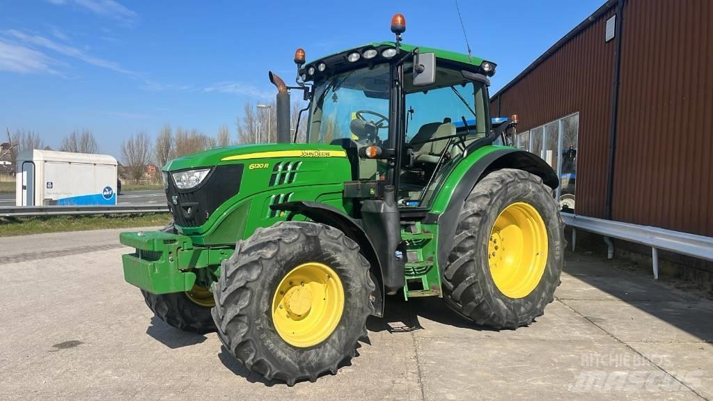 John Deere 6120 R Traktorji