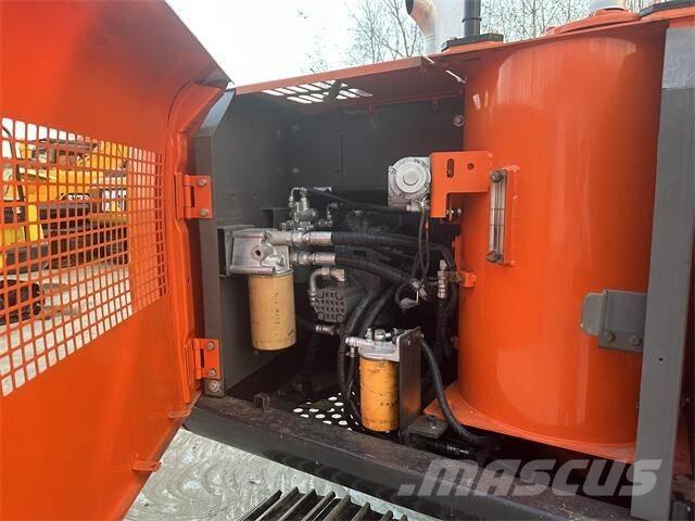 Hitachi ZX120 Bagri goseničarji