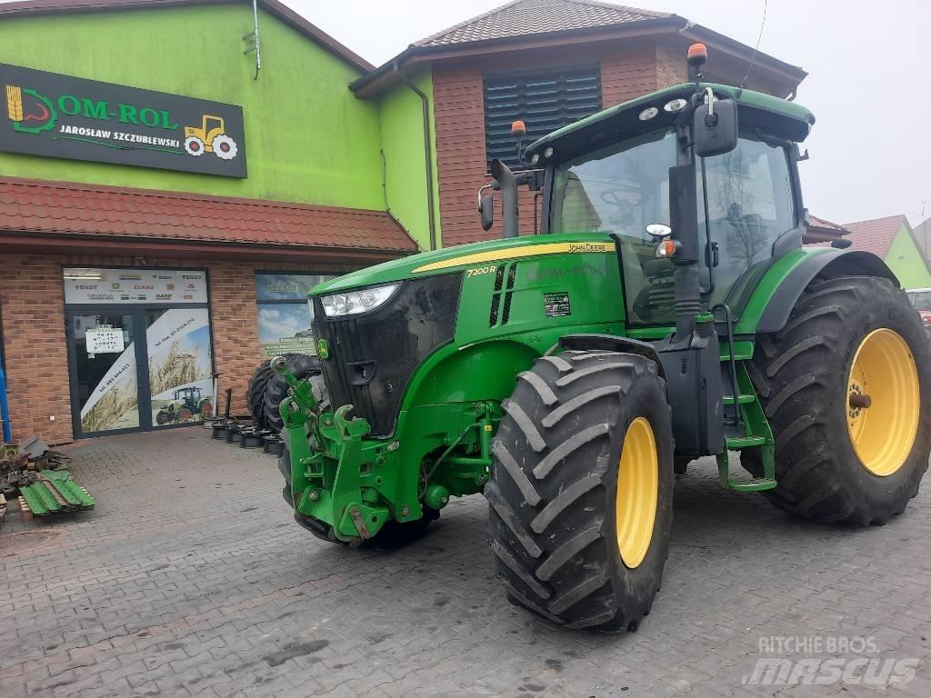 John Deere 7200 R Traktorji