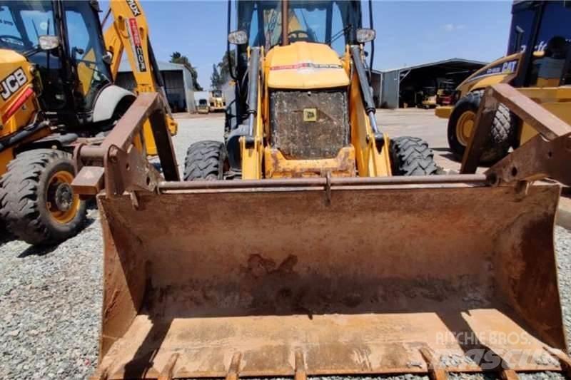 JCB 3CX 4X4 Rovokopači