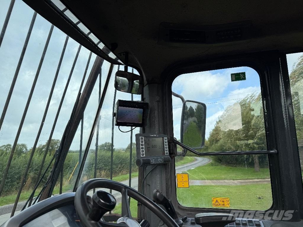 Doosan DL 200 Kolesni nakladalci