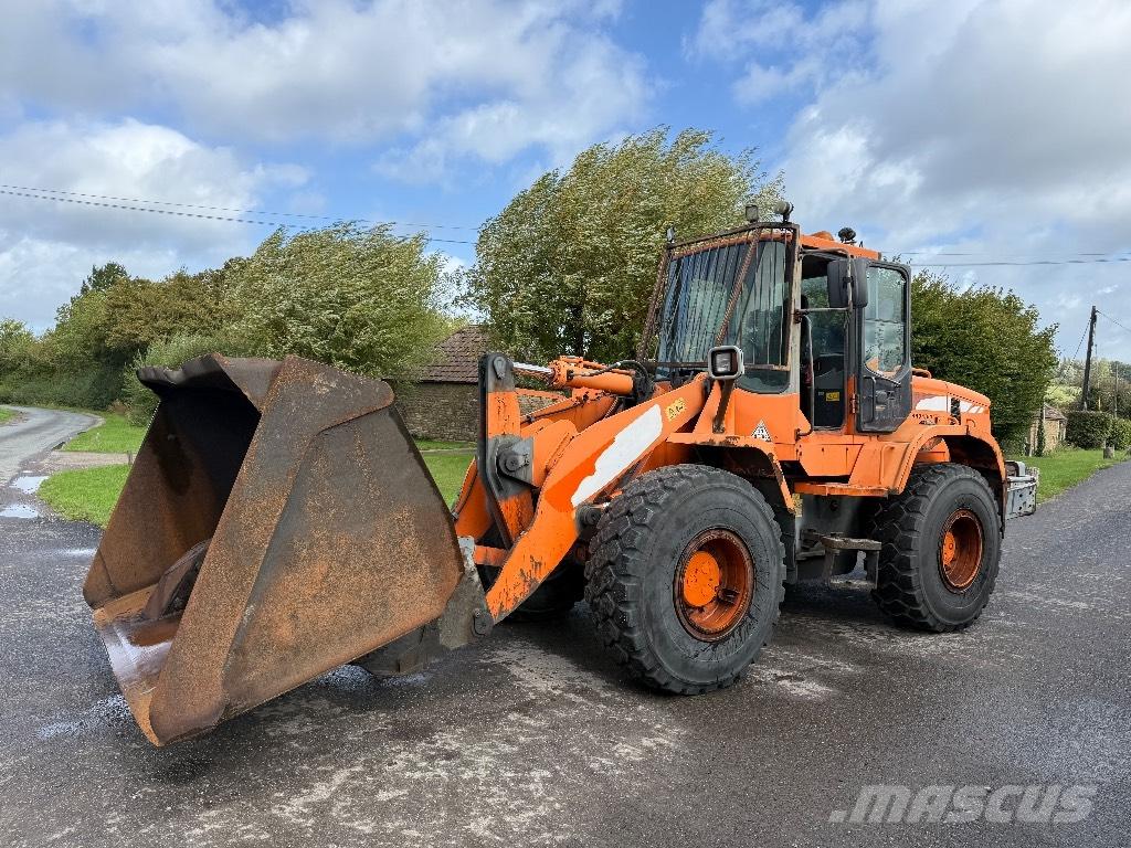 Doosan DL 200 Kolesni nakladalci
