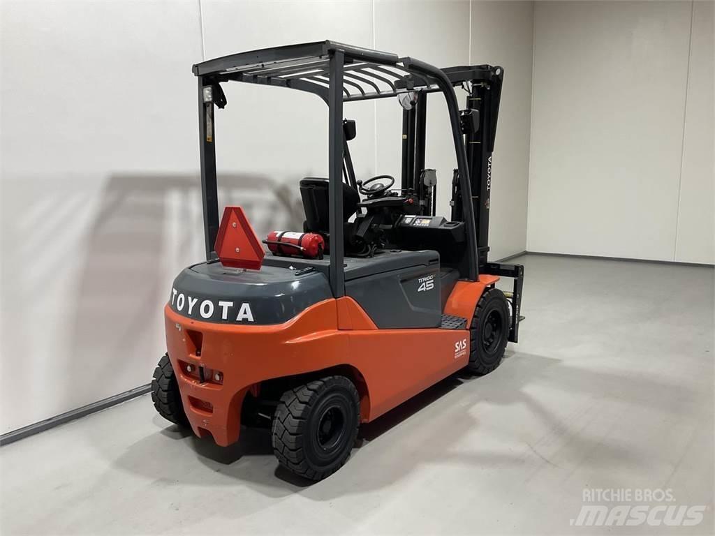 Toyota 8FBMT45 Električni viličarji