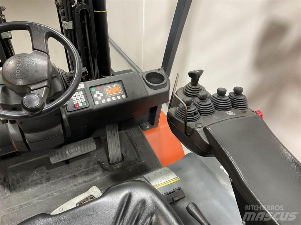 Toyota 8FBMT45 Električni viličarji