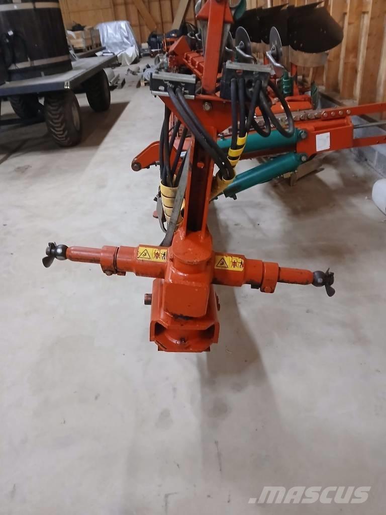 Kverneland PB100-8 Obračalni plugi