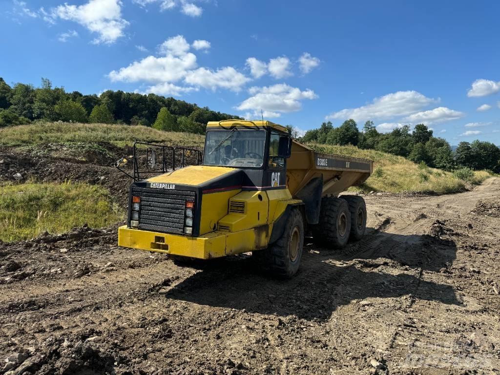 CAT D 300 E Zglobni demperji