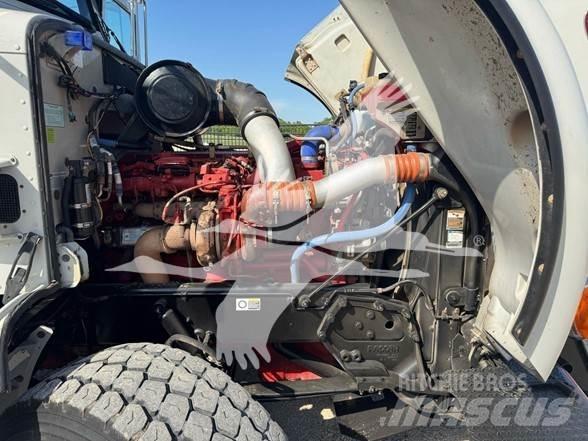 Peterbilt 367 Drugo