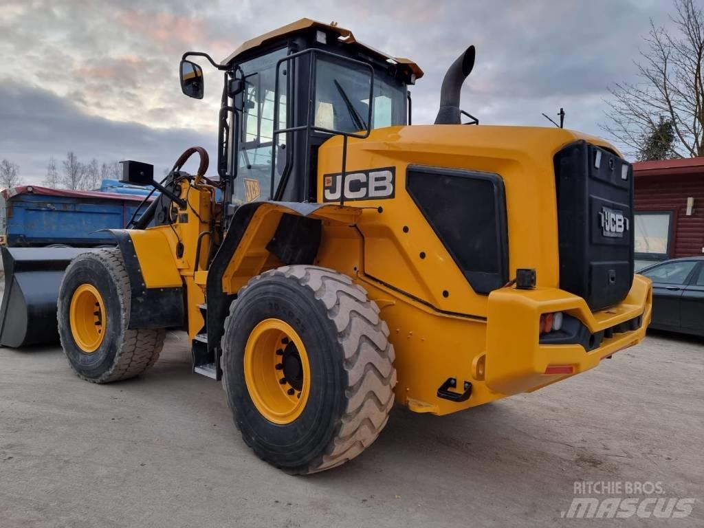 JCB 427 Kolesni nakladalci