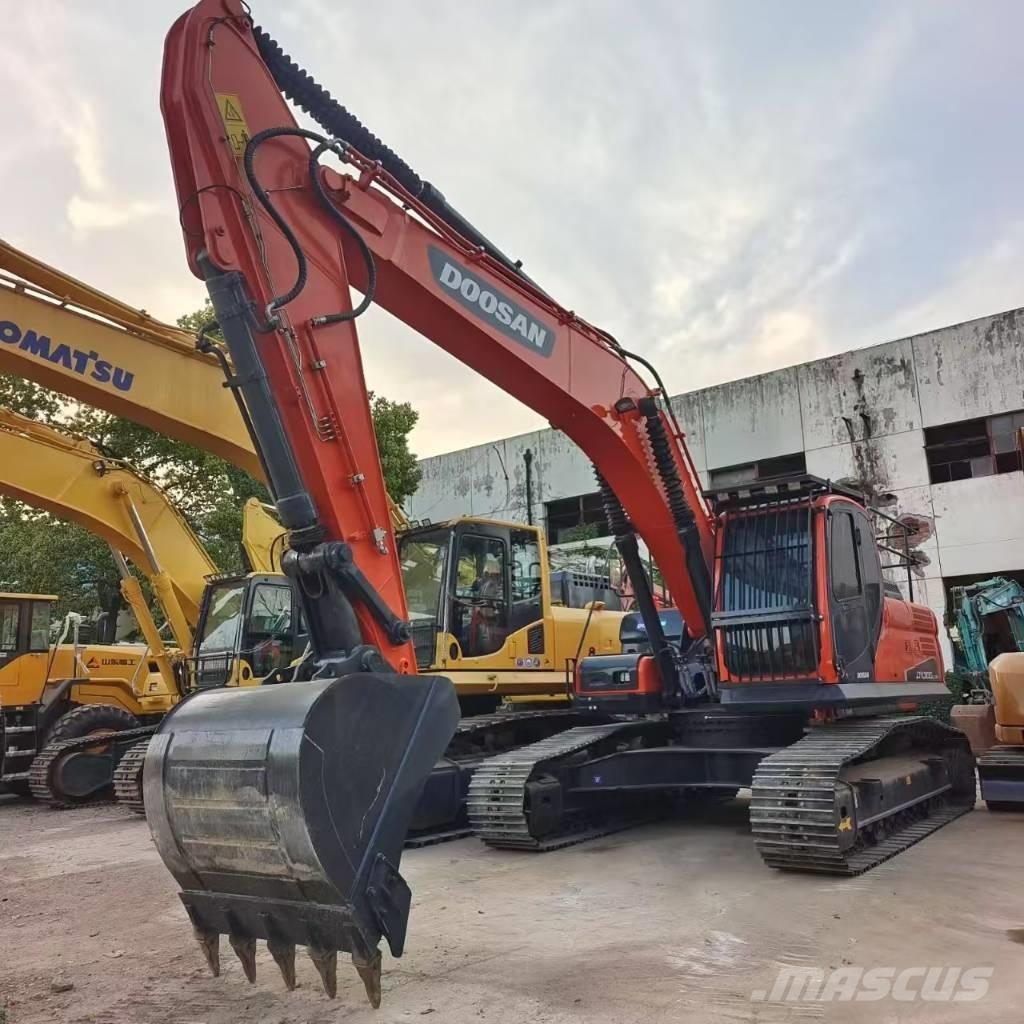 Doosan DX 300 LC Bagri goseničarji