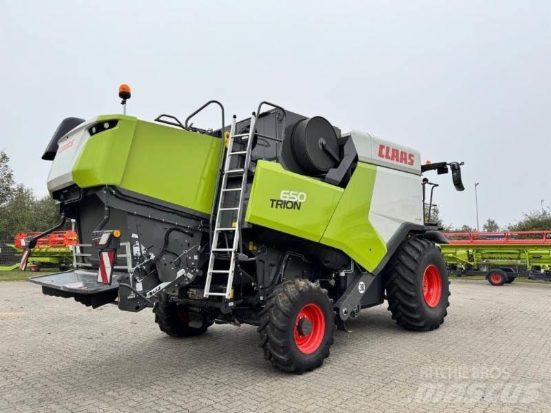 CLAAS TRION 650 Kombajni