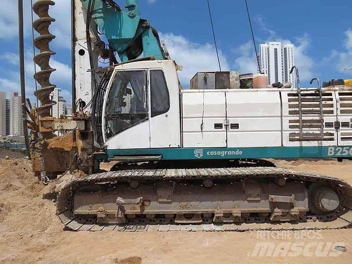 Casagrande B250 Terenske vrtalne naprave