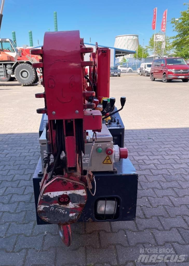 Unic URW-095 Mini žerjavi