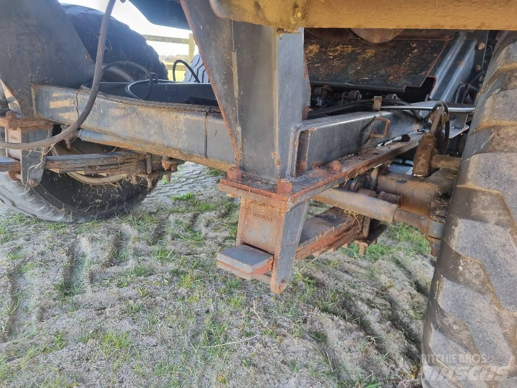 Vicon LB8200 Balirke (kvadratne bale)