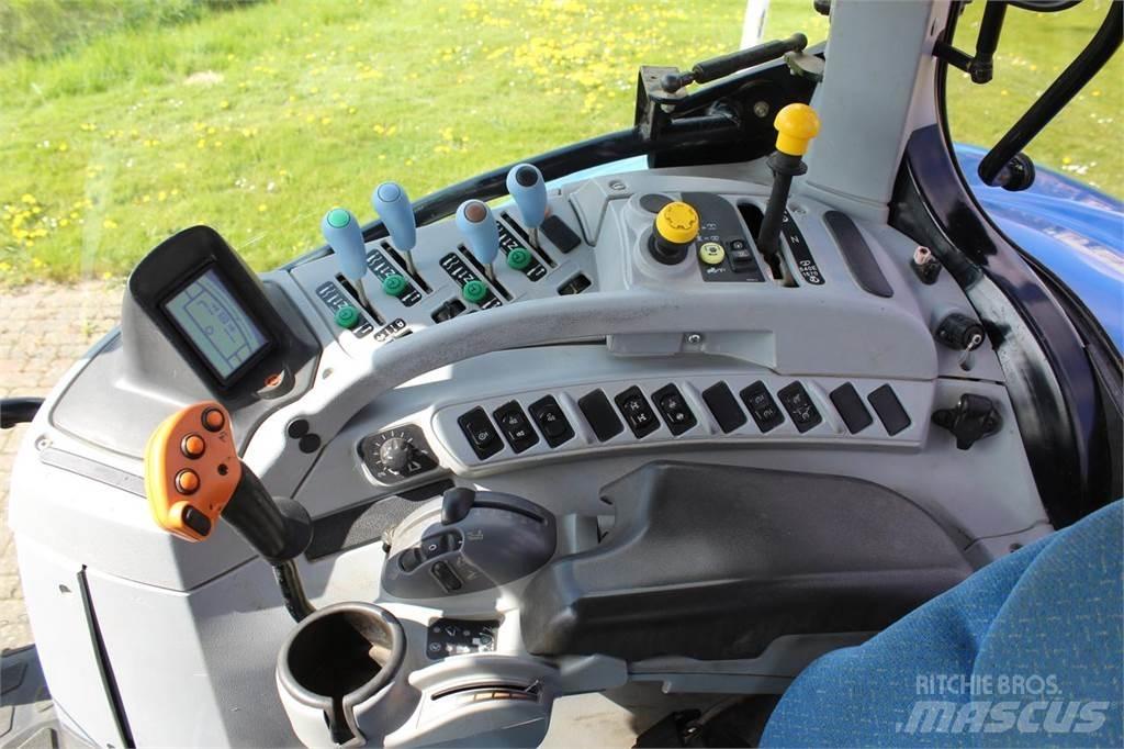 New Holland T7050 Traktorji