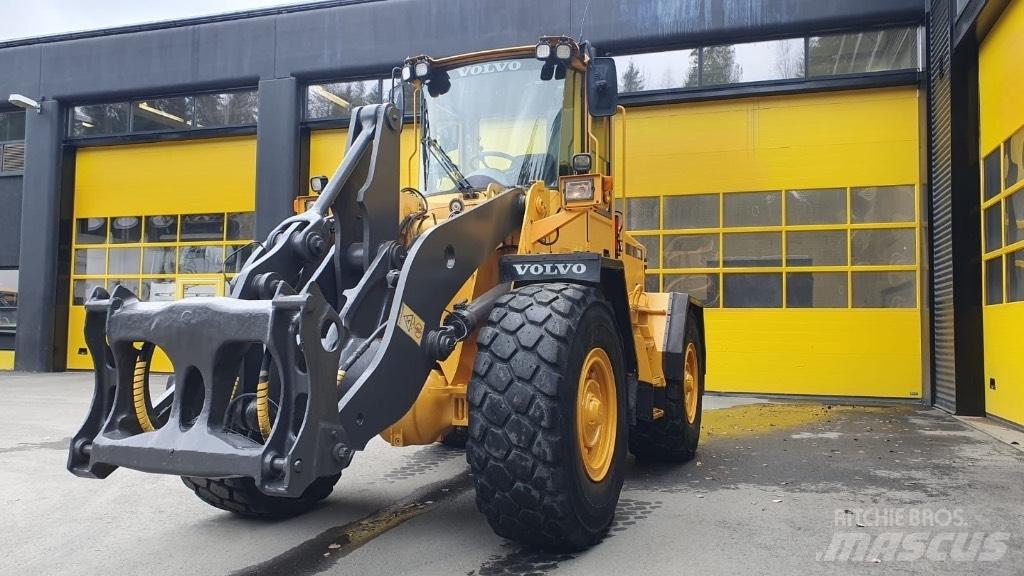 Volvo L 90 D Kolesni nakladalci