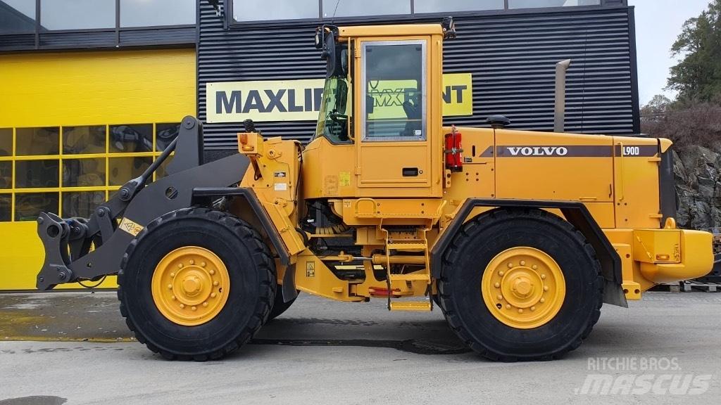 Volvo L 90 D Kolesni nakladalci