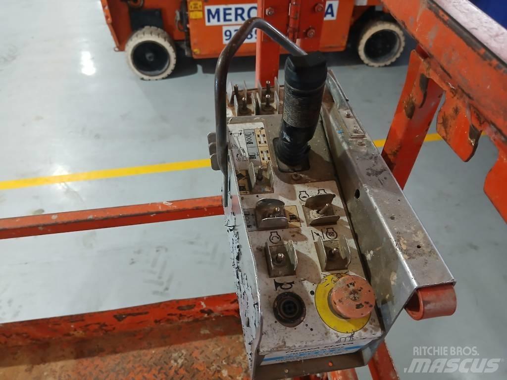 SkyJack SJ 6826 RT Škarjaste dvižne ploščadi