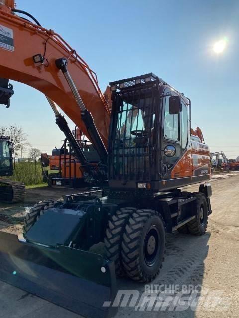 Doosan DX 210 W Bagri na kolesih