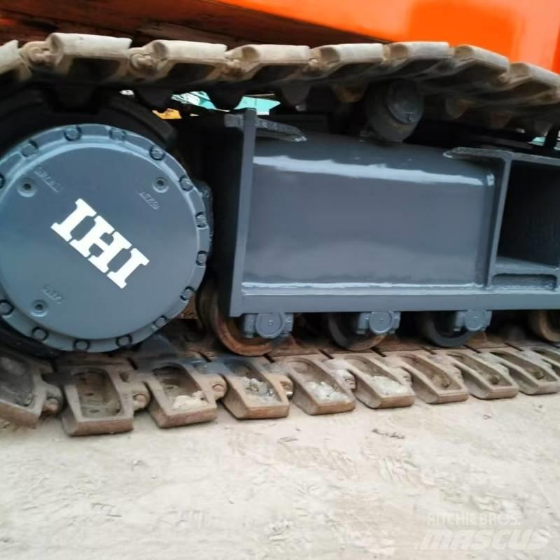 IHI CCH 500 Dvigala na gosenicah