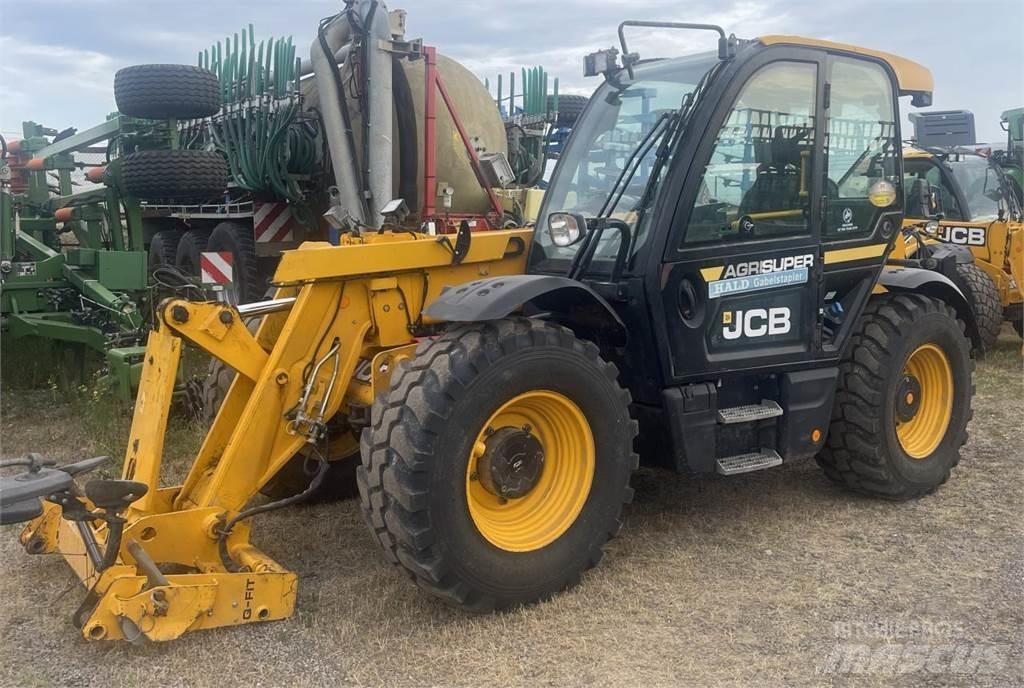 JCB 542-70 Kmetijski teleskopski nakladalci