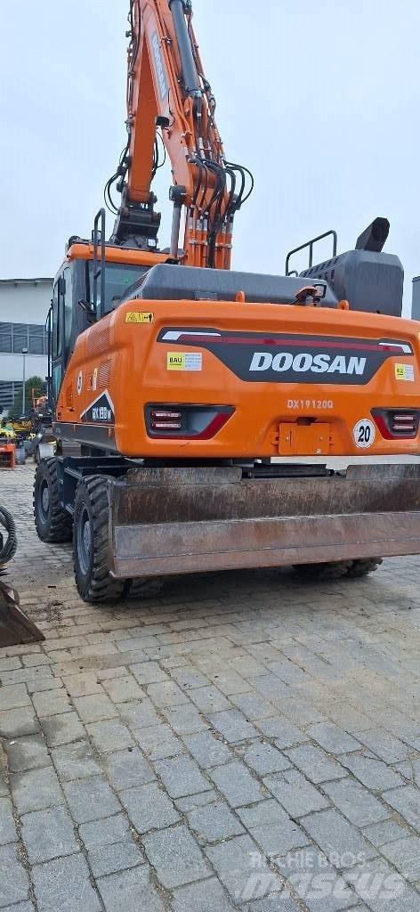 Doosan DX 190 W-7 Bagri na kolesih