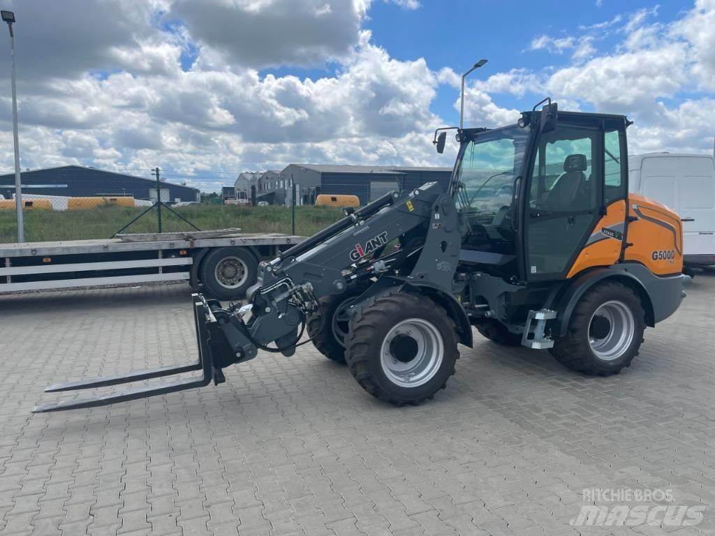 GiANT g5000 Večnamenski nakladalci