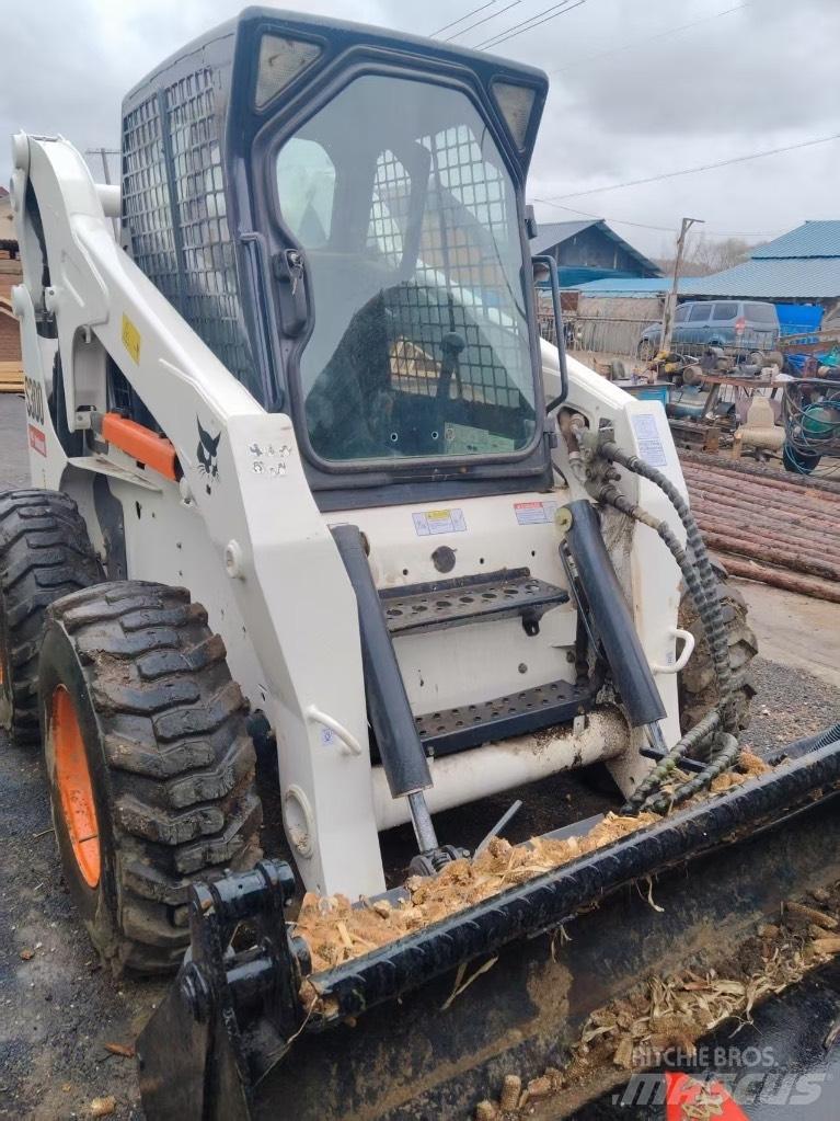 Bobcat S 300 Skid steer mini nakladalci