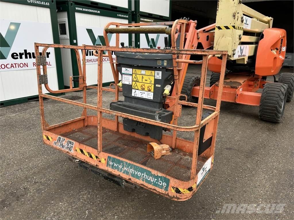 JLG 450AJ (3216) Zglobne dvižne ploščadi