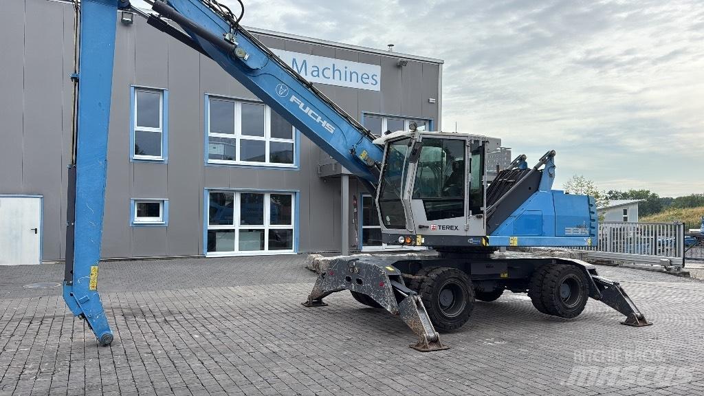 Fuchs MHL 335 E Bagri za prekladanje primarnih/sekundarnih surovin