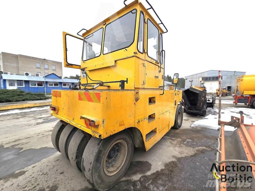 Hamm GRW 18 Kolesni valjarji s pnevmatikami