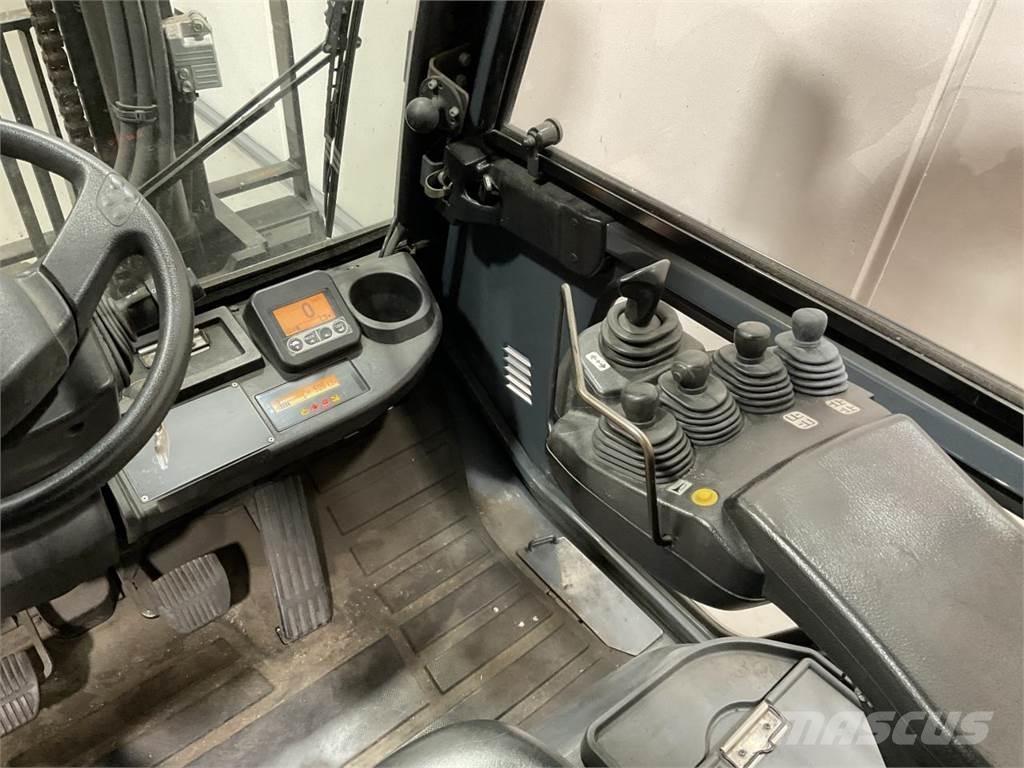 Toyota 40-8FD40N Dizelski viličarji