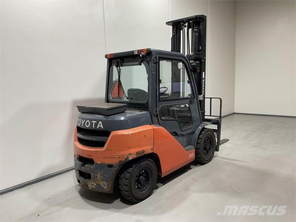 Toyota 40-8FD40N Dizelski viličarji